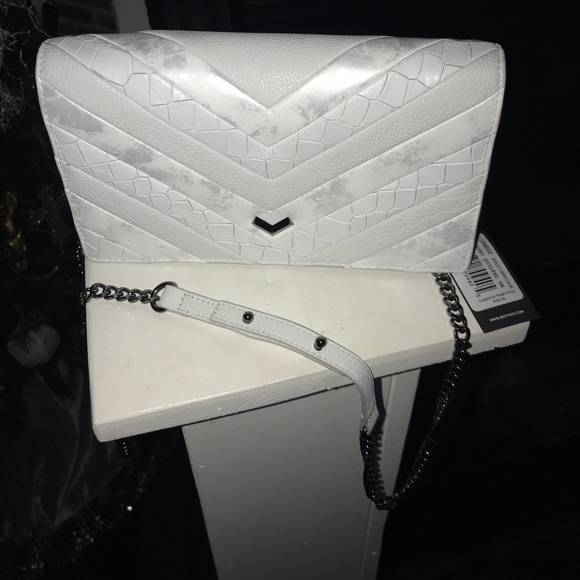 Botkier Handbags - Botkier “Soho” Quilted Crossbody Wallet