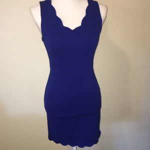 Beautiful blue dress. Perfect for a cocktail