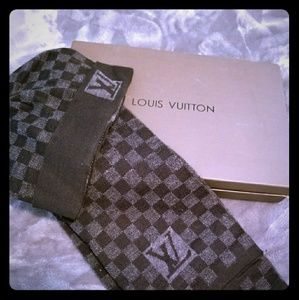 Men's hat and scarf set Louis Vuitton