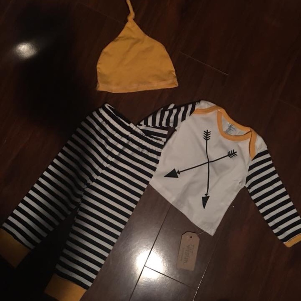 Boys Tribal Boutique Outfit. NWT.