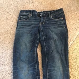 American Eagle Size 4 jeans