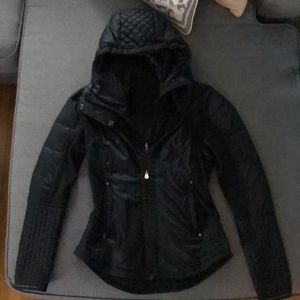 Lululemon Bundle Up Jacket