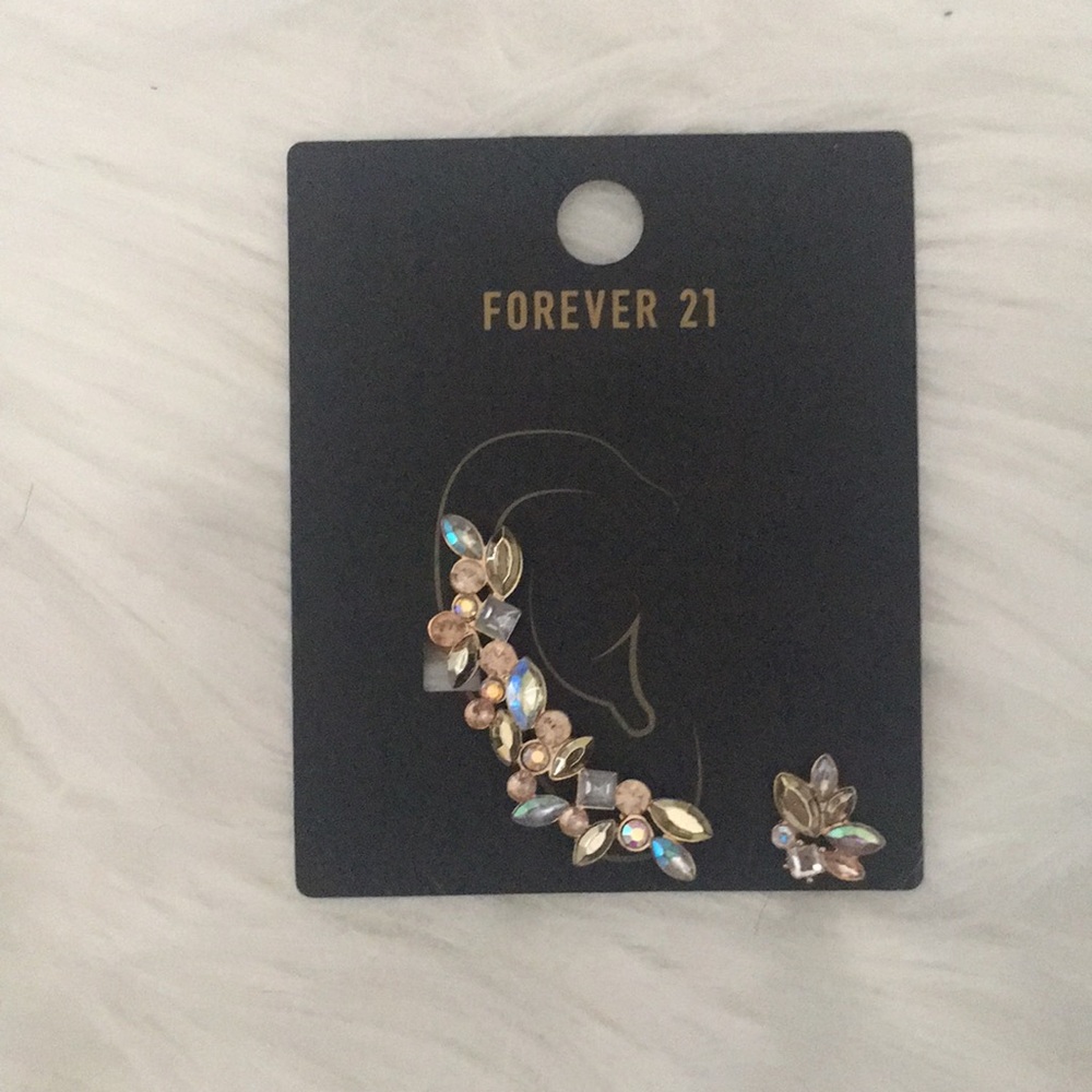 Forever 21 Brand New Earring Set