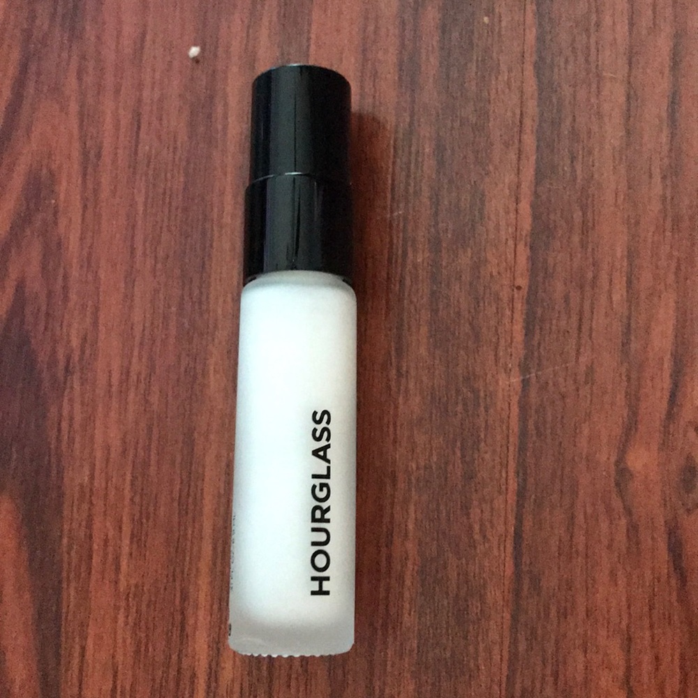 Hourglass Veil travel size