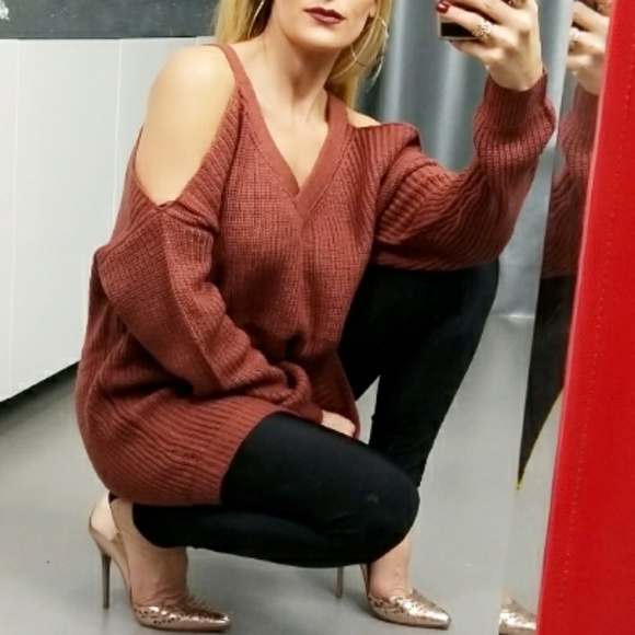 SOLD OUT COLD SHOULDER KNITTED SWEATER - Picture 2 of 3