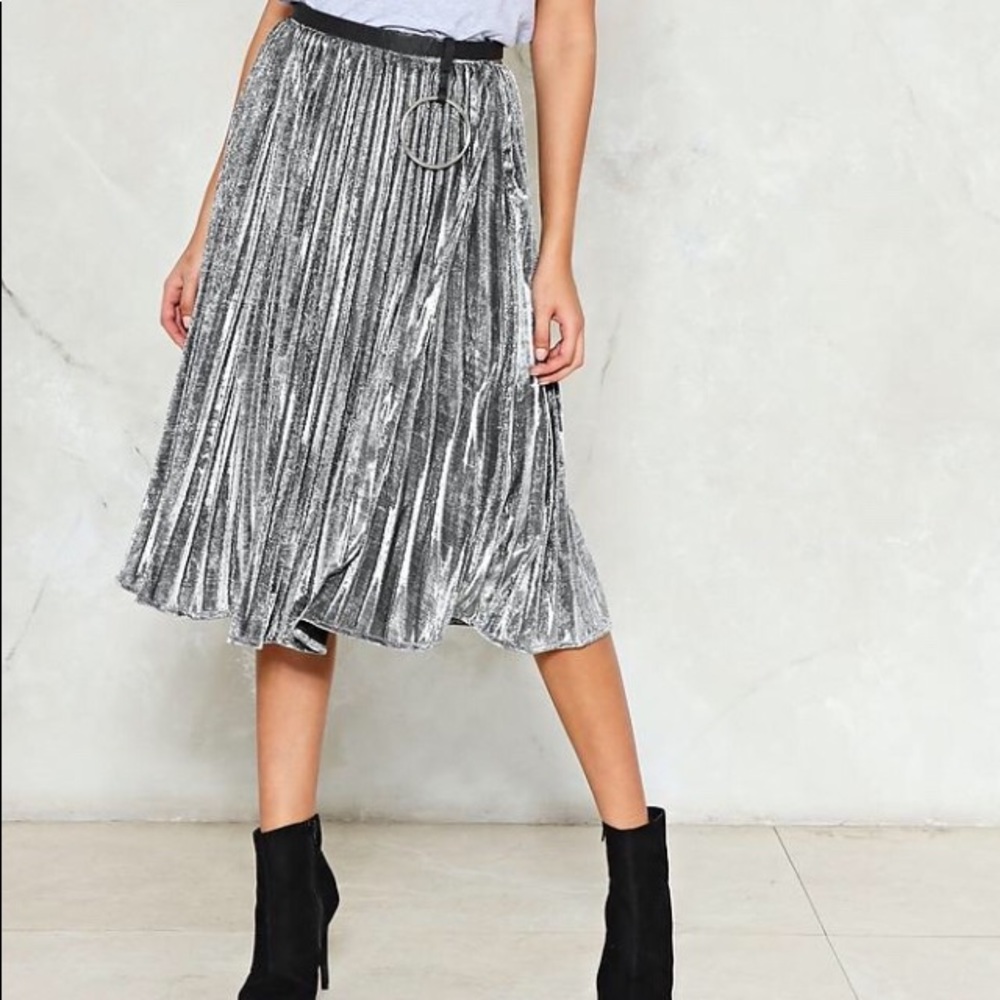Metallic  Pleat Midi Skirt