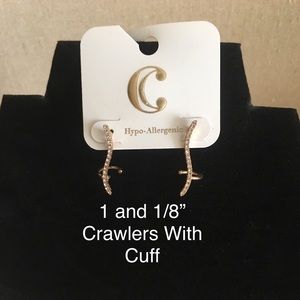 NWT Charming Charlie Gold tone & cz Crawlers