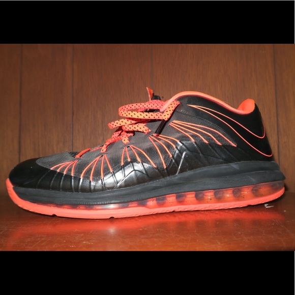 Nike Mens Air Max LeBron X Low - Picture 2 of 5