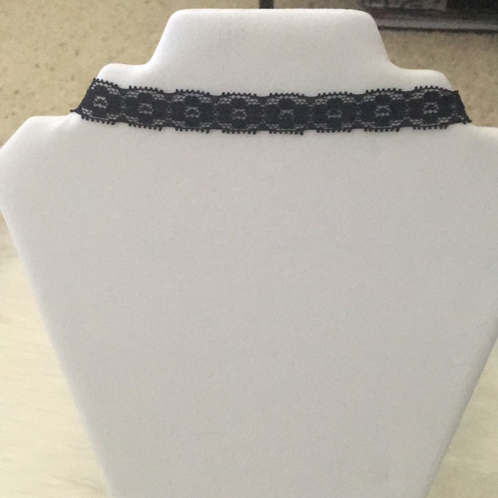Forever 21 Black Lace Choker