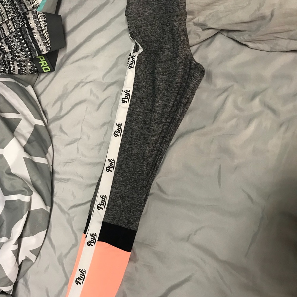 vs PINK leggings