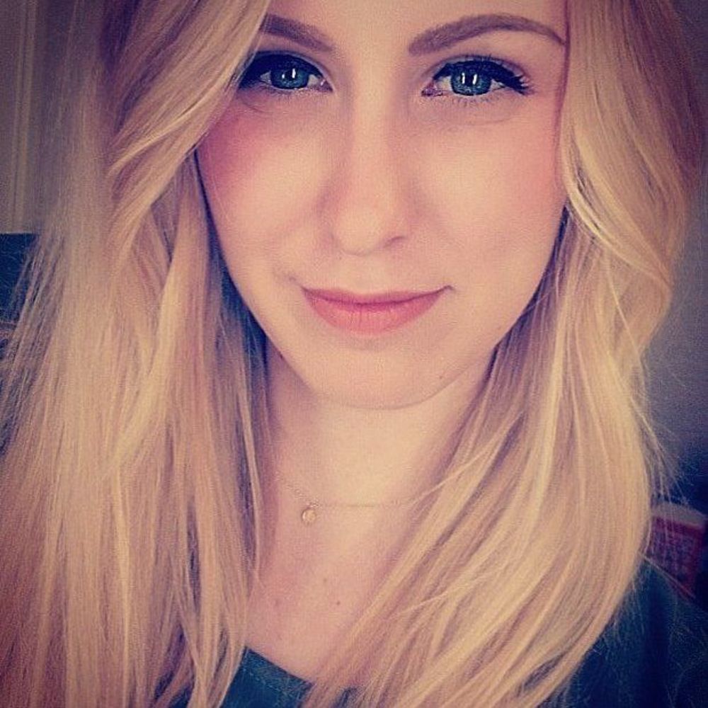 Meet your Posher, Joylyn