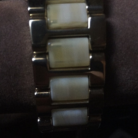 Michael Kors MK5902 womens gold watch