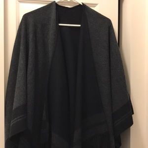 Uniqlo Reversible Poncho