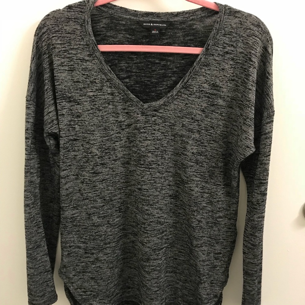 Rock & Republic Grey Long Sleeve Top