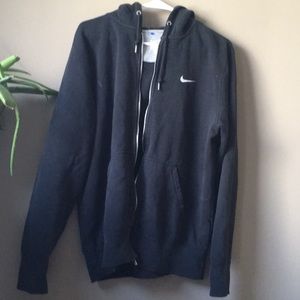 black zip up nike jacket
