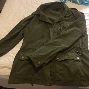 Cute green jacket 😍