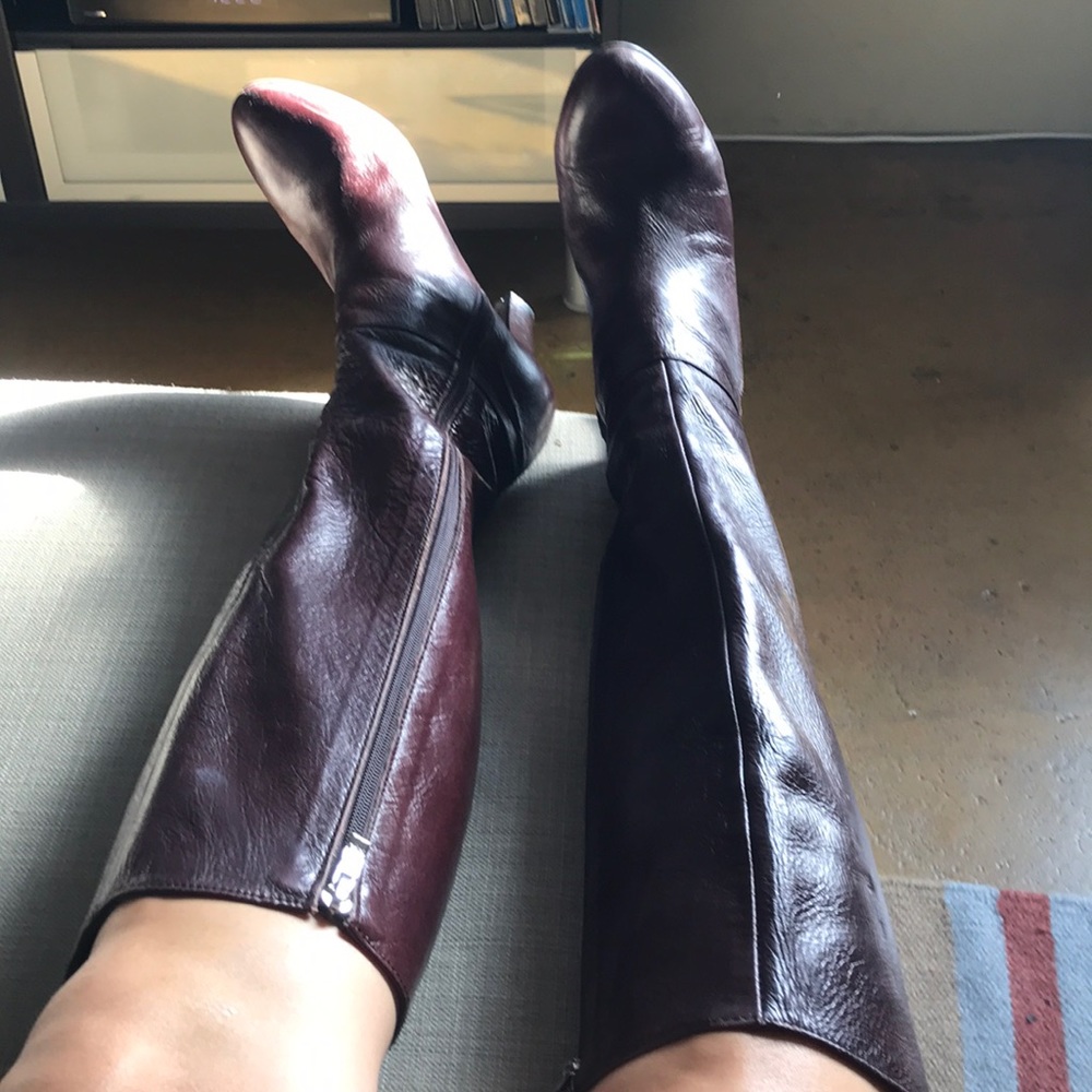 Beautiful buttery thick leather burgundy boots 7