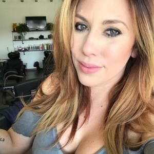 Meet your Posher, Luna