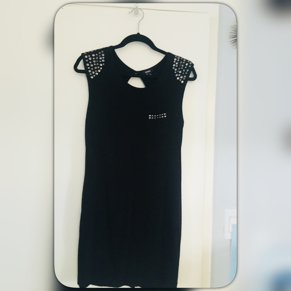 Black XOXO Sleeveless Dress - Picture 1 of 6