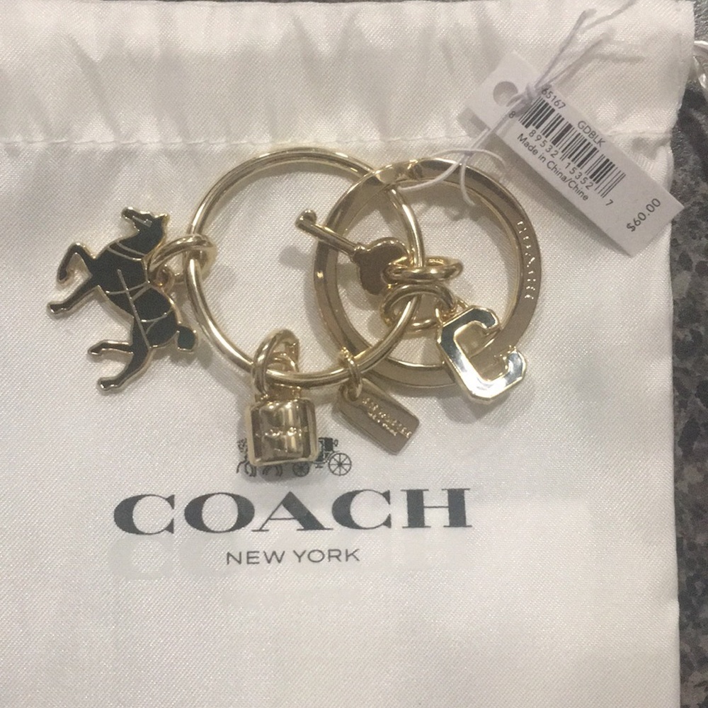 SALE🎉 Coach Icons Key Ring #F65167