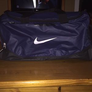 NIKE Max Air Duffle Bag- Large