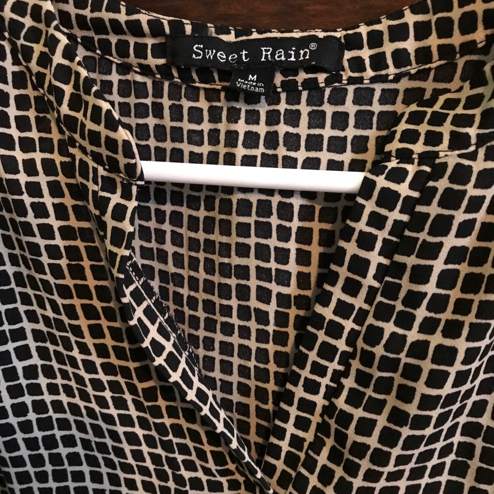 Blouse - Picture 3 of 4