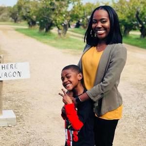 Meet your Posher, Brittney