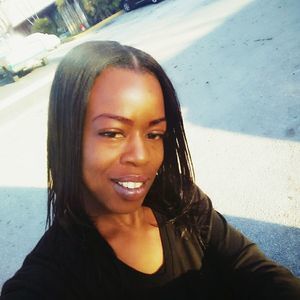 Meet your Posher, Crystal