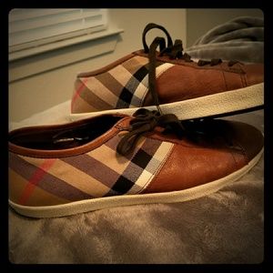Burberry leather dress casual shoes