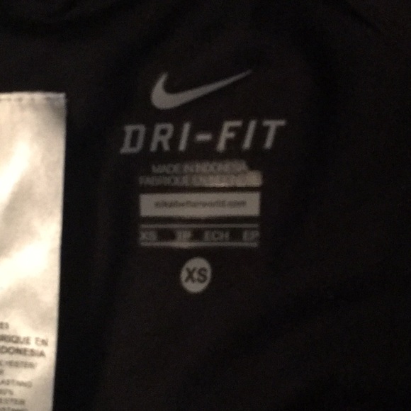 Nike Shorts - Picture 2 of 2