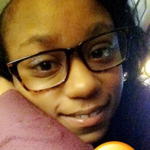 Meet your Posher, Quanika