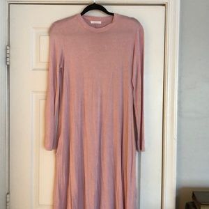 Long sleeved swing dress with pockets