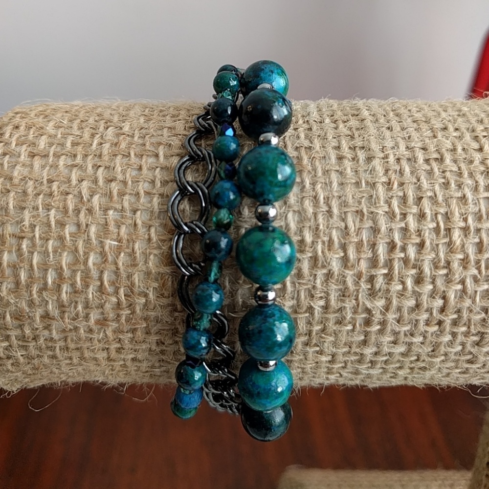 Handcrafted jasper and quartzite bracelet