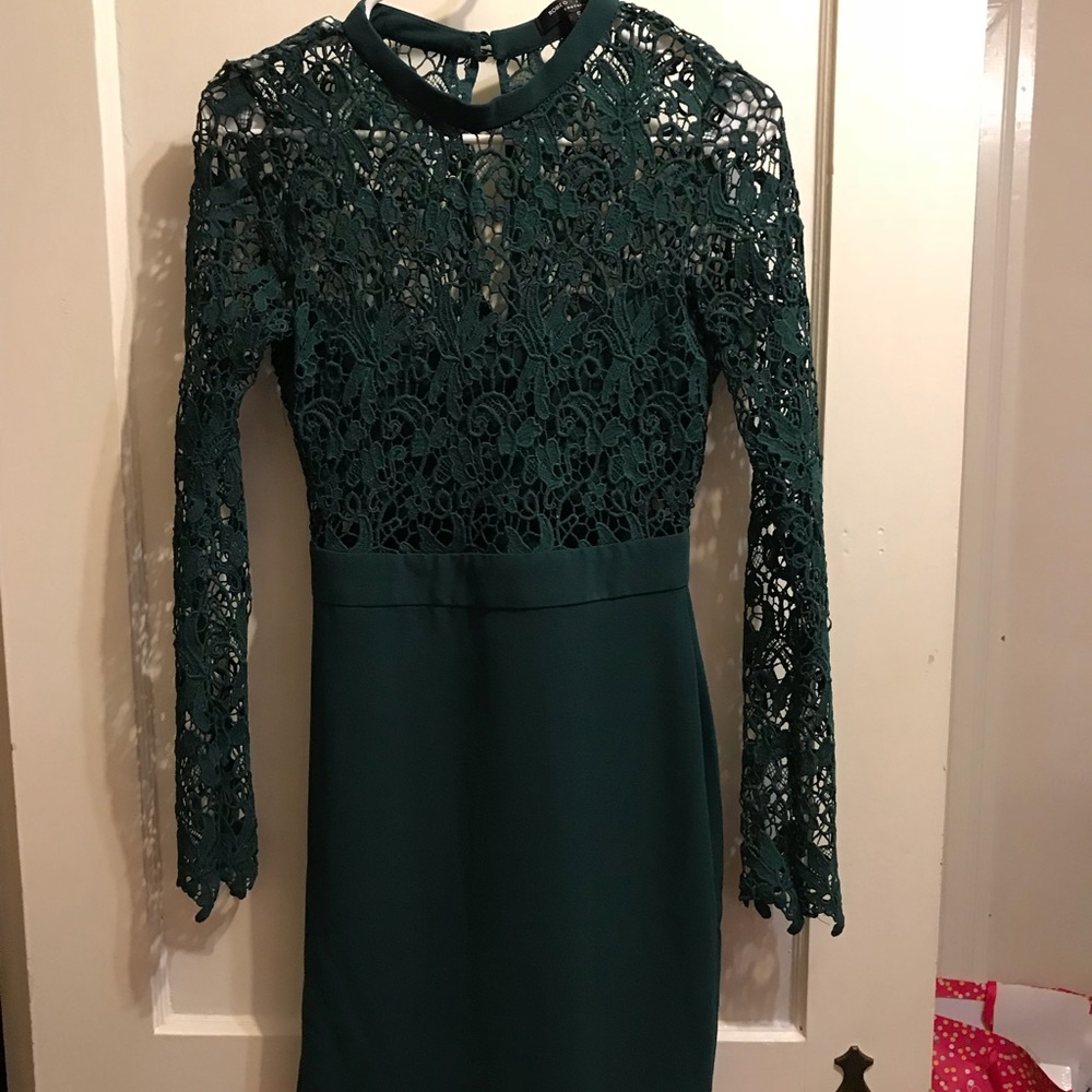 Green lace holiday dress