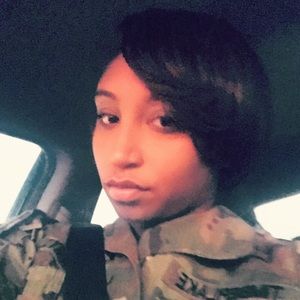 Meet your Posher, Lanise