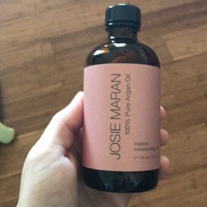 Josie Maran pure Argan oil
