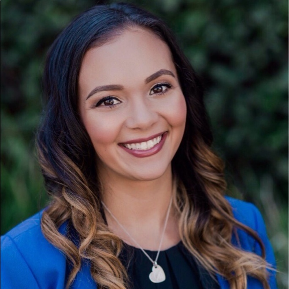 Meet your Posher, Stephanie