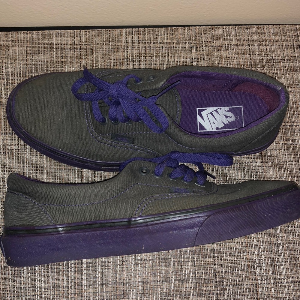 Women’s Vans!