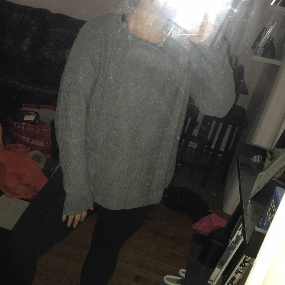 GAP gray comfy sweater