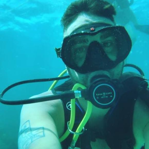 Meet your Posher, Jeff - Picture 1 of 1