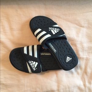 Adidas slides size 8