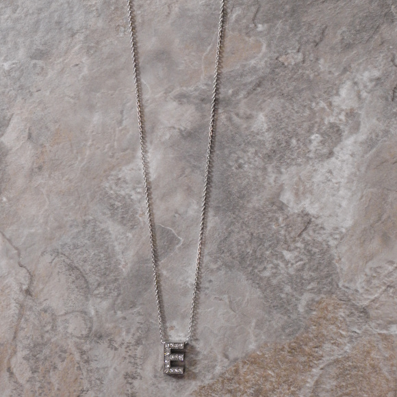 NWT silver Initial necklace crystal E,  NYCON32-E - Picture 5 of 5