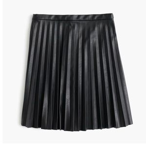 JCrew Faux Leather Mini Skirt in Size 2 Tall