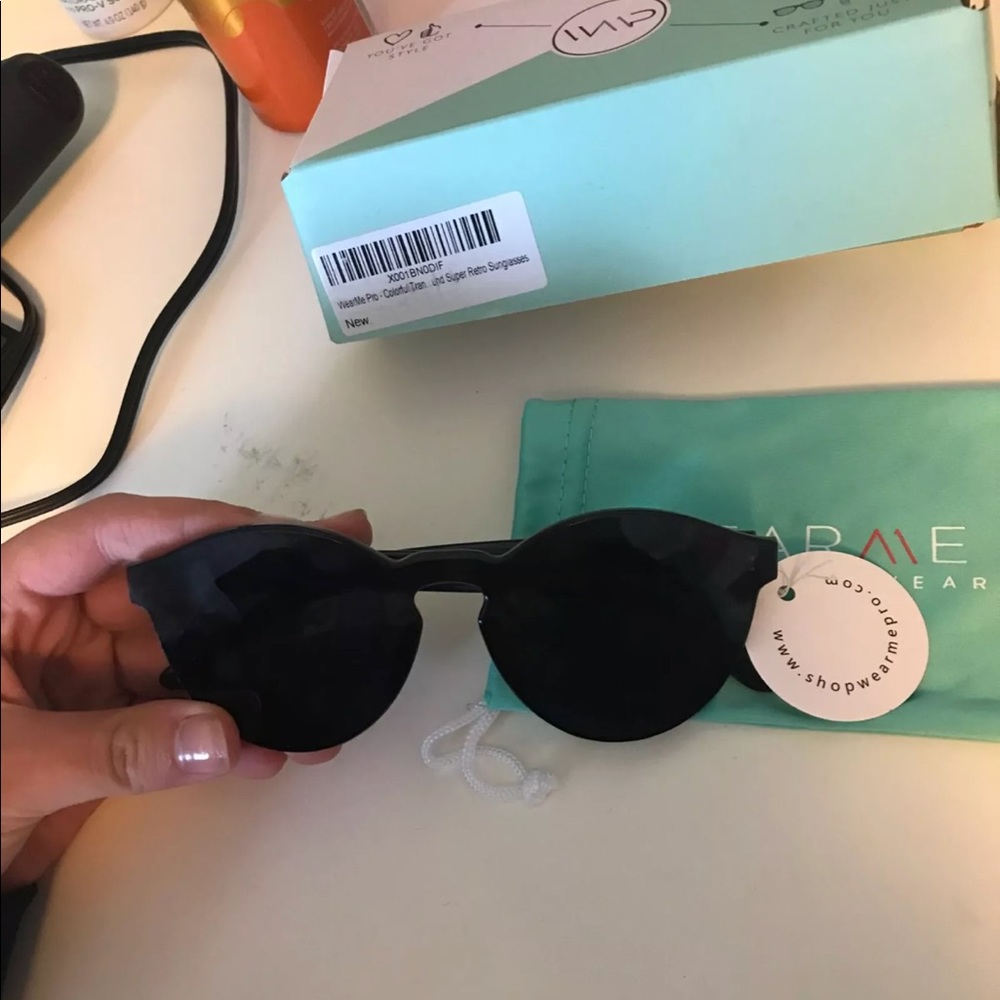 Sunglasses - Picture 2 of 2