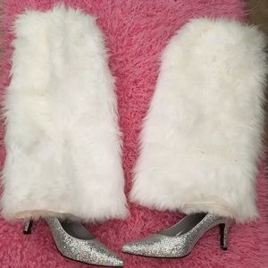 🌟 White Fur Leg Warmers🌟 NEW