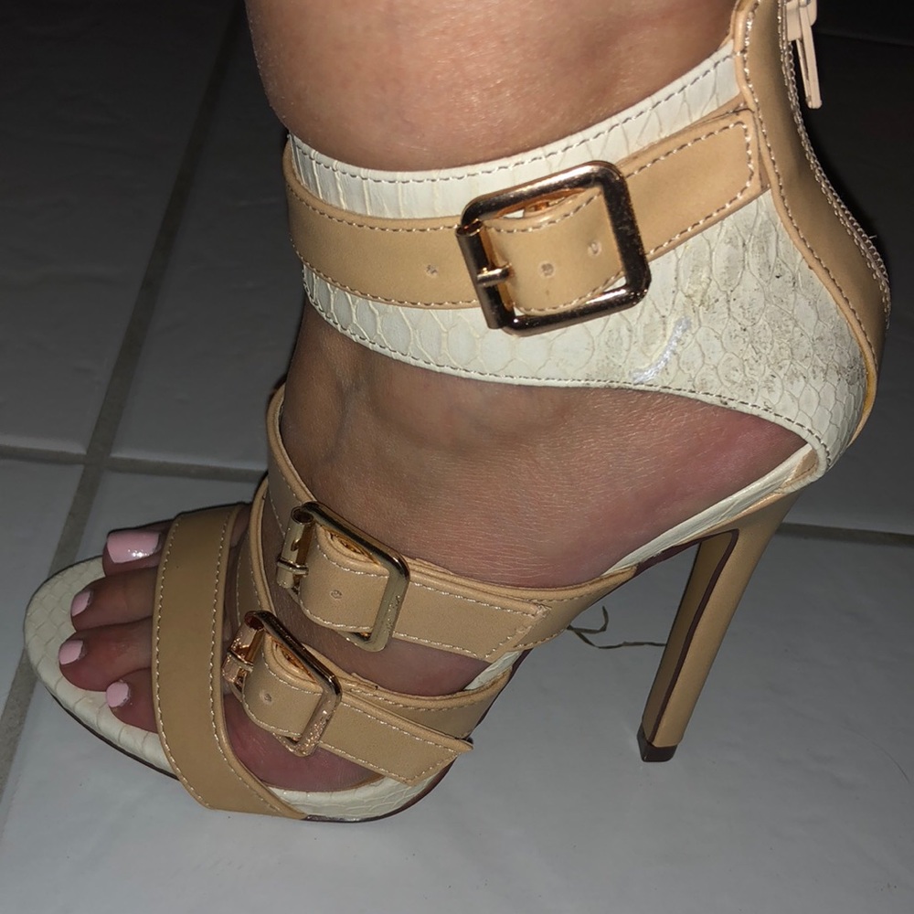 Tan and white heels!