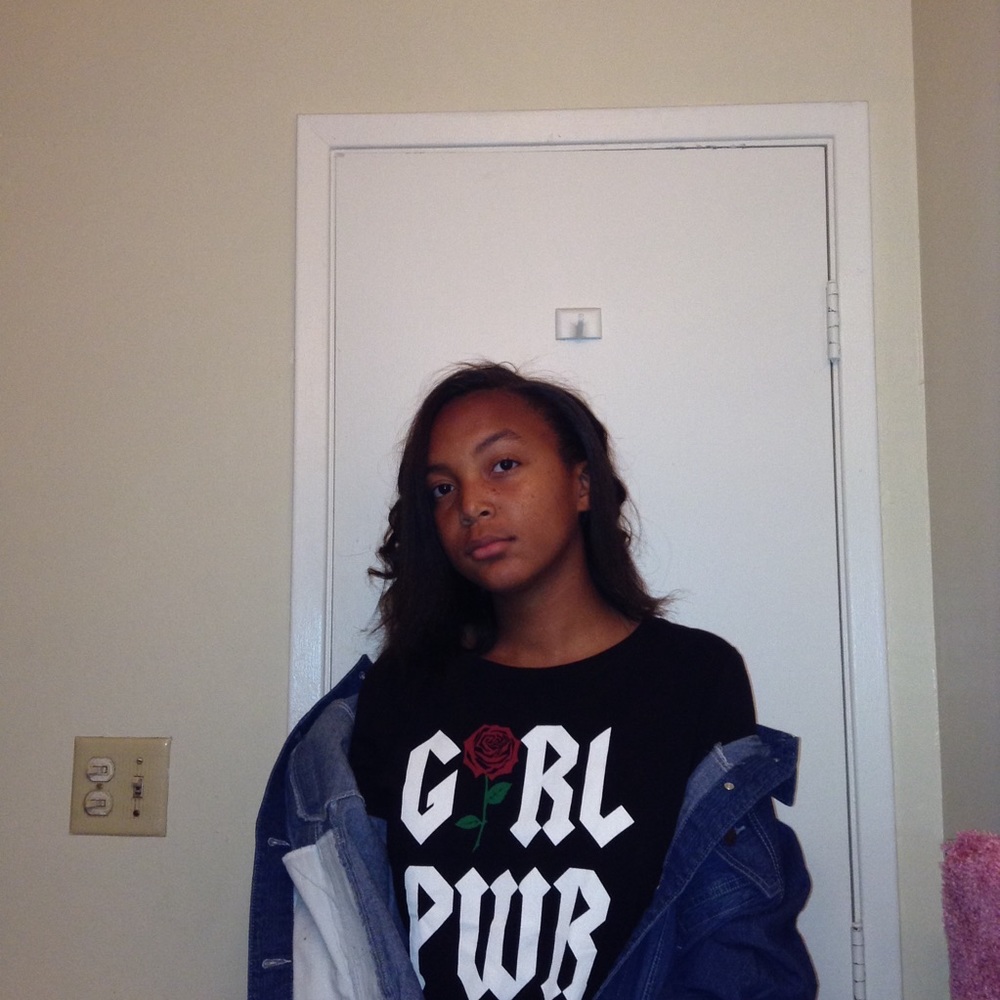 Meet your Posher, Kayla