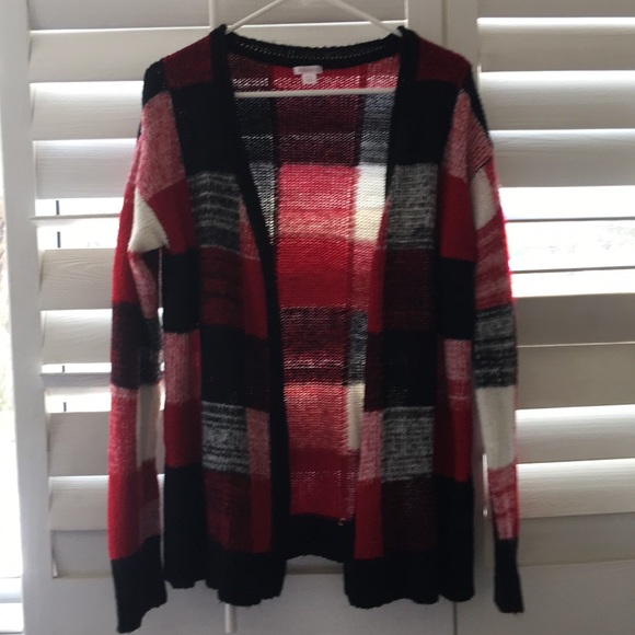 EUC perfect winter plaid sweater cardigan - Picture 2 of 3