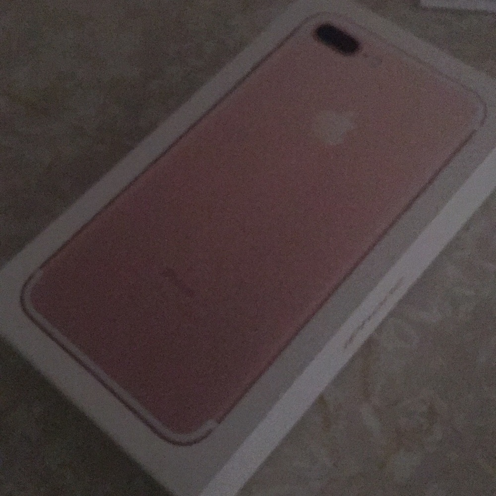 iPhone 7 box