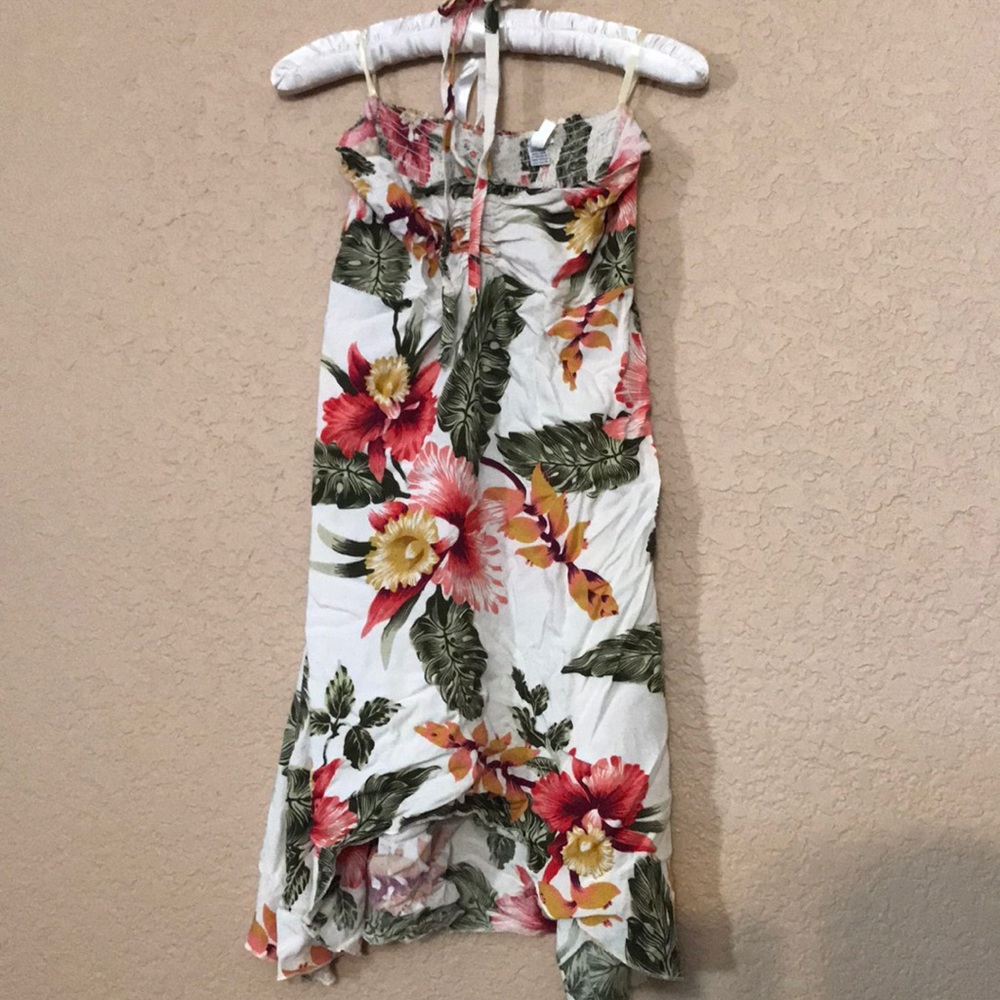 Light Hawaiian sundress